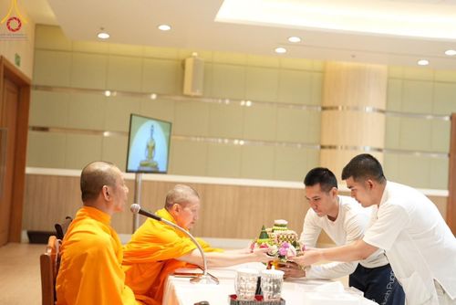 ภาพ No.153576:โครงการปฏิบัติธรรม อุบาสก อุบาสิกาแก้ว รุ่นที่ 1 ผู้แทนทอดกฐินสามัคคีสามหมื่นวัดทั่วไทย ระหว่างวันที่ 6-8 กันยายน พ.ศ. 2567 ณ World Peace Valley จัดโดย ภาคนครหลวง 3