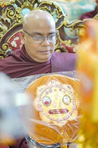 ภาพ No.261464:วันที่ 26 ตุลาคม พ.ศ. 2568 พิธีทอดกฐินสามัคคีไทย-เมียนมา บูชาธรรมอายุวัฒนมงคล 81 ปี หลวงพ่อธมฺมชโย ณ วัดมินจาวน์ ประเทศสาธารณรัฐแห่งสหภาพเมียนมา 