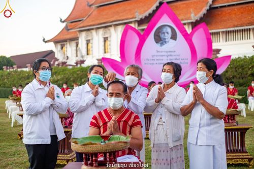 ภาพ No.39316:พิธีตัดปอยผมและปลงผมในโครงการอุปสมบท บูชาธรรมมหาปูชนียาจารย์ ประจำปี 2564 ชุดที่ 1