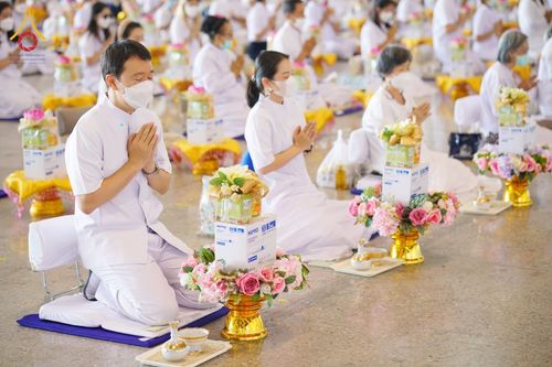 ภาพ No.49905:ประมวลภาพพิธีถวายคิลานเภสัช และอุปกรณ์ทางการแพทย์แด่คณะสงฆ์ วันเสาร์ที่ 20 สิงหาคม พ.ศ. 2565