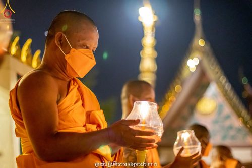 ภาพ No.42090:พิธีตัดปอยผม ปลงผม ขอขมารับผ้าไตรและพิธีบรรพชา ในโครงการอุปสมบท บูชาธรรมมหาปูชนียาจารย์ ประจำปี 2564 ชุดที่ 20