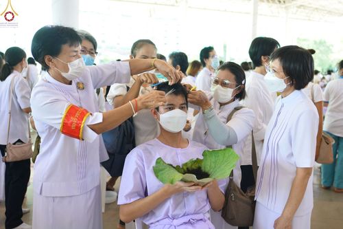 ภาพ No.56752:พิธีปลงผมนาคธรรมทายาท โครงการอุปสมบทบูชาธรรม มหาปูชนียาจารย์ประจำปี 2565 ณ สภาธรรมกายสากล วัดพระธรรมกาย
