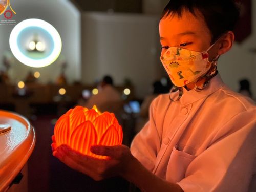 ภาพ No.43464:ประมวลภาพวันมาฆบูชา ประจำปี พ.ศ. 2565 ณ วัดพระธรรมกาย