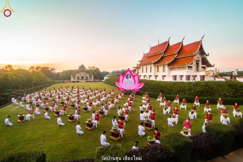 ภาพ No.39317:พิธีตัดปอยผมและปลงผมในโครงการอุปสมบท บูชาธรรมมหาปูชนียาจารย์ ประจำปี 2564 ชุดที่ 1
