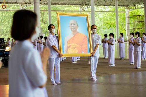 ภาพ No.48515:ประมวลภาพพิธีรับร่างนักสร้างบารมี พระเดชพระคุณพระสุธรรมญาณวิเทศ วิ. (สุธรรม สุธมฺโม)