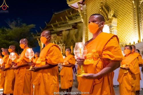 ภาพ No.42092:พิธีตัดปอยผม ปลงผม ขอขมารับผ้าไตรและพิธีบรรพชา ในโครงการอุปสมบท บูชาธรรมมหาปูชนียาจารย์ ประจำปี 2564 ชุดที่ 20