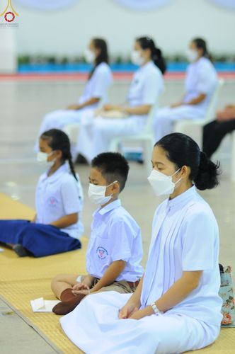 ภาพ No.48591:ประมวลภาพพิธีรำลึกถึงนักสร้างบารมี ในวันมหารำลึก ครั้งที่ 32 ณ วัดพระธรรมกาย