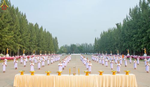 ภาพ No.44962:ประมวลภาพพิธีบรรพชา ในโครงการบรรพชาสามเณรฟื้นฟูพระพุทธศาสนาทั่วไทย ณ ศูนย์อบรมเยาวชนกาญจนบุรี