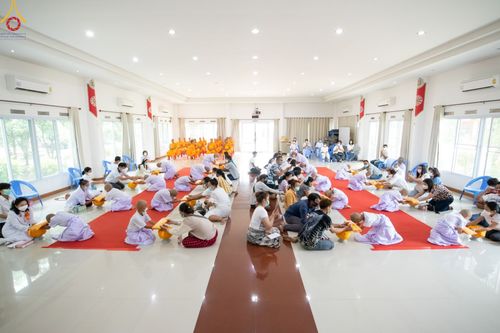 ภาพ No.44856:ประมวลภาพพิธีบรรพชา ในโครงการบรรพชาสามเณรฟื้นฟูพระพุทธศาสนาทั่วไทย ณ ศูนย์อบรมเยาวชนบางปะหัน