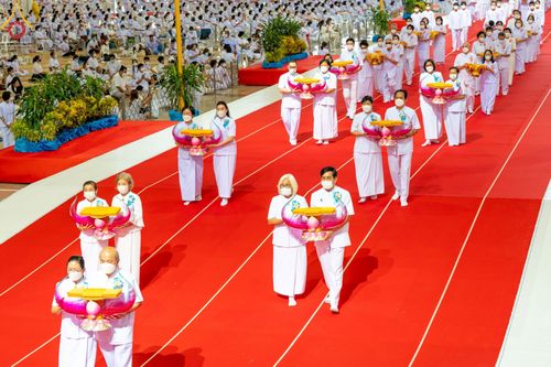 ภาพ No.46862:ประมวลภาพพิธีทอดผ้าป่าธรรมชัย ณ วัดพระธรรมกาย (5 มิถุนายน พ.ศ. 2565)