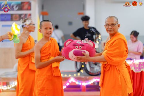 ภาพ No.280025:วันที่ 31 ธันวาคม พ.ศ. 2568 พิธีปิดโครงการอบรมสามเณรอินโดนีเซีย