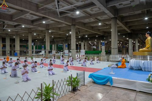 ภาพ No.47390:ประมวลภาพกิจวัตร-กิจกรรม ธรรมทายาท ในโครงการบรรพชาอุปสมบทหมู่ รุ่นเข้าพรรษา