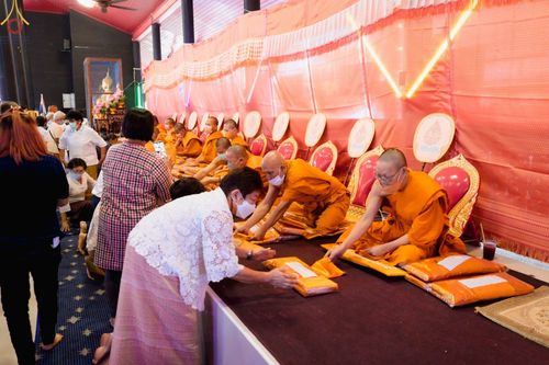 ภาพ No.54412:ประมวลภาพพิธีทอดกฐินสามัคคี ณ วัดบ่อทอง จ.ปทุมธานี (วันที่ 17 ตุลาคม พ.ศ. 2565)