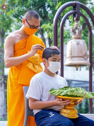 ภาพ No.44483:ประมวลภาพพิธีปลงผม โครงการบรรพชาสามเณรหน่อแก้วเปรียญธรรมรุ่นที่ 10