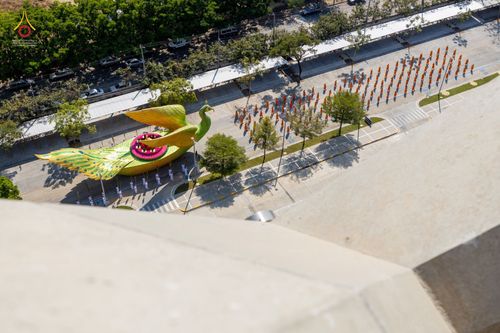 ภาพ No.42688:พิธีอัญเชิญมยุรนาวากาศ ประดิษฐาน ณ อาคาร 100 ปี เนื่องในวันคล้ายวันเกิด ครบ 113 ปี คุณยายอาจารย์มหารัตนอุบาสิกาจันทร์ ขนนกยูง