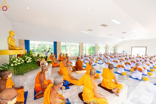 ภาพ No.40292:พิธีตัดปอยผม ปลงผม ขอขมารับผ้าไตรและพิธีบรรพชา ในโครงการอุปสมบท บูชาธรรมมหาปูชนียาจารย์ ประจำปี 2564 ชุดที่ 11