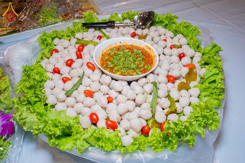 ภาพ No.303926:วันที่ 28 มกราคม พ.ศ. 2569 พิธีถวายภัตตาหารเป็นสังฆทาน แด่พระธรรมยาตรา ณ วัดพระธรรมกาย  จังหวัดปทุมธานี ในโครงการธรรมยาตรา กตัญญูบูชา มหาปูชนียาจารย์ พระมงคลเทพมุนี(สด จนฺทสโร) พระผู้ปราบมาร อนุสรณ์สถาน 7 แห่ง ปีที่ 14