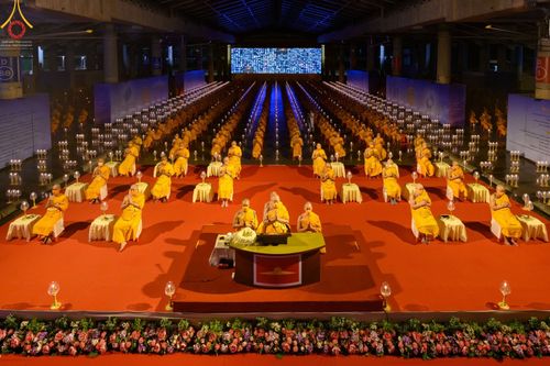 ภาพ No.41143:กิจกรรมงานบุญสวดมนต์ข้ามปีออนไลน์ เนื่องในเทศกาลส่งท้ายปีเก่า ต้อนรับพุทธศักราชใหม่ 2565