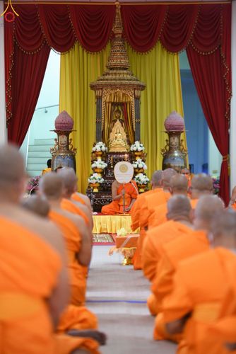 ภาพ No.48068:ประมวลภาพพิธีเวียนประทักษิณ และบรรพชาอุปสมบท รุ่นเข้าพรรษา ปี 2565