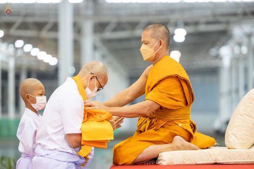 ภาพ No.44348:ประมวลภาพพิธีบรรพชา และพิธีถวายบาตร โครงการบวชภาคฤดูร้อน พ.ศ. 2565