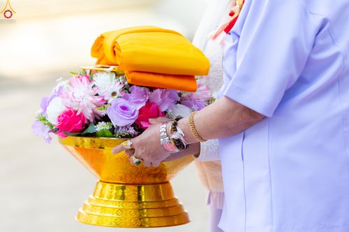 ภาพ No.293267:วันที่ 12 มกราคม พ.ศ. 2569 พิธีทอดผ้าป่าทำนุบำรุงศาสนสถาน ณ วัดพรสวรรค์ อ.สองพี่น้อง จ.สุพรรณบุรี ในโครงการธรรมยาตรา กตัญญูบูชา มหาปูชนียาจารย์ พระมงคลเทพมุนี(สด จนฺทสโร) พระผู้ปราบมาร อนุสรณ์สถาน 7 แห่ง ปีที่ 14