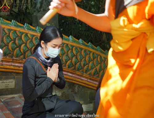 ภาพ No.39978:คณะพระภิกษุ - สามเณร วัดบ้านขุนกว่า ๓๐๐ รูป เดินธรรมยาตราฉลองแชมป์บาลี ๒๕๖๔