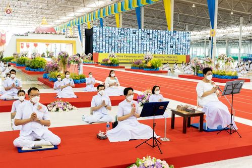 ภาพ No.38778:พิธีทอดกฐินสามัคคี ณ สภาธรรมกายสากล วัดพระธรรมกาย