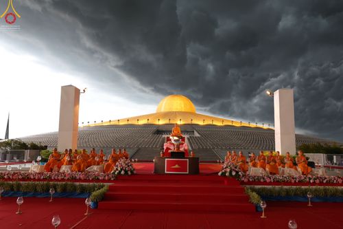 ภาพ No.52570:ประมวลภาพวันคล้ายวันเกิดครบรอบ 138 ปี พระมงคลเทพมุนี (สด จนฺทสโร) พระผู้ปราบมาร ชุดที่ 2