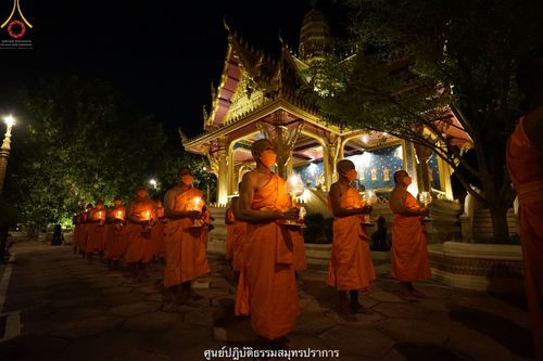 ภาพ No.42097:พิธีตัดปอยผม ปลงผม ขอขมารับผ้าไตรและพิธีบรรพชา ในโครงการอุปสมบท บูชาธรรมมหาปูชนียาจารย์ ประจำปี 2564 ชุดที่ 20