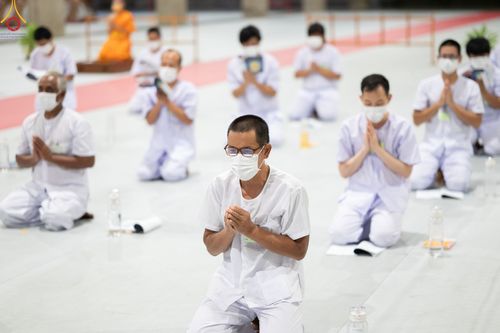 ภาพ No.47396:ประมวลภาพกิจวัตร-กิจกรรม ธรรมทายาท ในโครงการบรรพชาอุปสมบทหมู่ รุ่นเข้าพรรษา