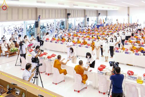 ภาพ No.46708:ประมวลภาพพิธีถวายสังฆทาน 323 วัด 4 จังหวัดชายแดนภาคใต้ (ออนไลน์) ปีที่ 18 ครั้งที่ 158