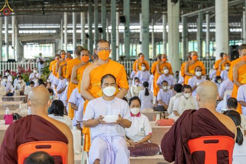 ภาพ No.56767:พิธีปลงผมนาคธรรมทายาท โครงการอุปสมบทบูชาธรรม มหาปูชนียาจารย์ประจำปี 2565 ณ สภาธรรมกายสากล วัดพระธรรมกาย
