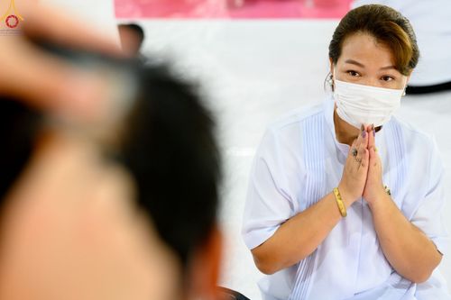 ภาพ No.47487:ประมวลภาพพิธีตัดปอยผม โครงการบรรพชาอุปสมบทหมู่ รุ่นเข้าพรรษา 2565