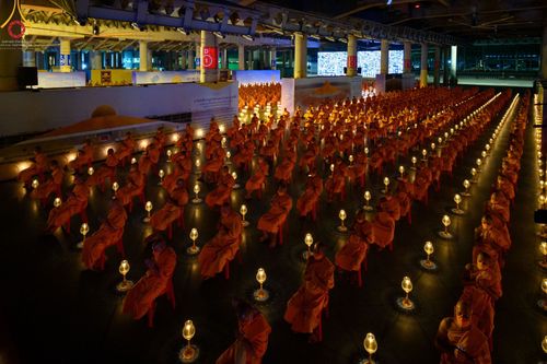 ภาพ No.42008:พิธีฉลองชัยสวดมนต์ บทธัมมจักกัปปวัตตนสูตร 4,000,002,565 จบ เพื่อเป็นสิริมงคลตอนรับศักราชใหม่