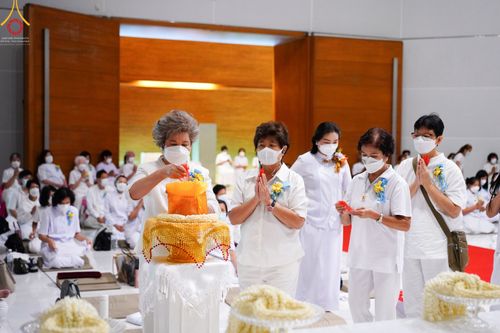 ภาพ No.52180:ประมวลภาพพิธีสักการะพระมงคลเทพมุนี (สด จนฺทสโร) ณ ศูนย์ปฏิบัติธรรมพระมงคลเทพมุนี