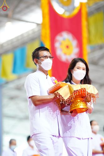 ภาพ No.52450:ประมวลภาพวันคล้ายวันเกิดครบรอบ 138 ปี พระมงคลเทพมุนี (สด จนฺทสโร) พระผู้ปราบมาร ชุดที่ 1