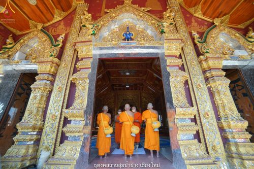 ภาพ No.39678:พิธีตัดปอยผม ปลงผม ขอขมารับผ้าไตรและพิธีบรรพชา ในโครงการอุปสมบท บูชาธรรมมหาปูชนียาจารย์ ประจำปี 2564 ชุดที่ 4