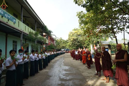 ภาพ No.57420:ประมวลภาพพิธีประดิษฐานพระบรมสารีริกธาตุพระเจดีย์ราชาธิราชมุนี ณ วัดอองเซยามิน ประเทศเมียนมาร์