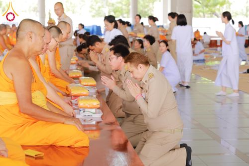 ภาพ No.311546:วันจันทร์ที่ 23 กุมภาพันธ์ พ.ศ. 2569 เปิดโลกทัศน์ผู้บริหารสถานศึกษายุคใหม่ เรียนรู้ต้นแบบการพัฒนาคนผ่านพลัง “บวร–V-Star” ผู้เข้ารับการพัฒนาตามโครงการ สพฐ. ศึกษาดูงานวัดพระธรรมกาย เสริมภาวะผู้นำคุณธรรมสู่การบริหารโรงเรียนอย่างยั่งยืน ณ อาคาร 100 ปี คุณยาย