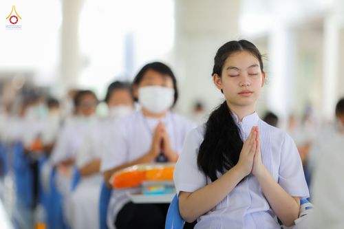 ภาพ No.90562:พิธีบุพเปตพลี  ครั้งที่ 141 ร่วมอุทิศบุญแด่หมู่ญาติที่ล่วงลับไปแล้ว และสืบทอดอายุพระพุทธศาสนา วันพฤหัสบดีที่ 14 ตุลาคม พ.ศ.2566 วันพระแรม 15 ค่ำ เดือน 10 ณ หอฉันคุณยายอาจารย์ฯ วัดพระธรรมกาย