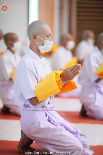 ภาพ No.40043:พิธีตัดปอยผม ปลงผม ขอขมารับผ้าไตรและพิธีบรรพชา ในโครงการอุปสมบท บูชาธรรมมหาปูชนียาจารย์ ประจำปี 2564 ชุดที่ 8