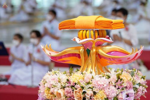 ภาพ No.38783:พิธีทอดกฐินสามัคคี ณ สภาธรรมกายสากล วัดพระธรรมกาย