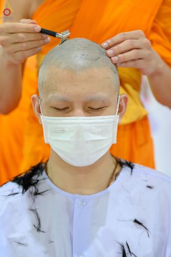ภาพ No.47491:ประมวลภาพพิธีตัดปอยผม โครงการบรรพชาอุปสมบทหมู่ รุ่นเข้าพรรษา 2565