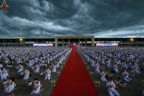 ภาพ No.52567:ประมวลภาพวันคล้ายวันเกิดครบรอบ 138 ปี พระมงคลเทพมุนี (สด จนฺทสโร) พระผู้ปราบมาร ชุดที่ 2