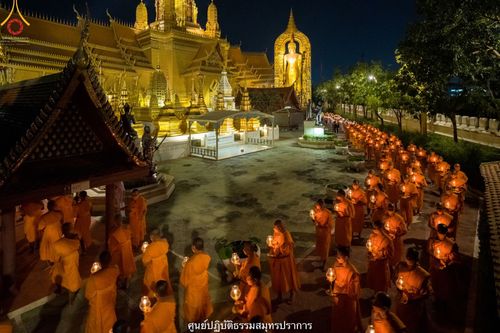 ภาพ No.42100:พิธีตัดปอยผม ปลงผม ขอขมารับผ้าไตรและพิธีบรรพชา ในโครงการอุปสมบท บูชาธรรมมหาปูชนียาจารย์ ประจำปี 2564 ชุดที่ 20