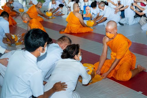 ภาพ No.47692:ประมวลภาพพิธีอุปสมบท โครงการบรรพชาอุปสมบทหมู่ รุ่นเข้าพรรษา 2565