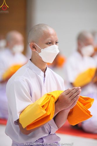 ภาพ No.40042:พิธีตัดปอยผม ปลงผม ขอขมารับผ้าไตรและพิธีบรรพชา ในโครงการอุปสมบท บูชาธรรมมหาปูชนียาจารย์ ประจำปี 2564 ชุดที่ 8