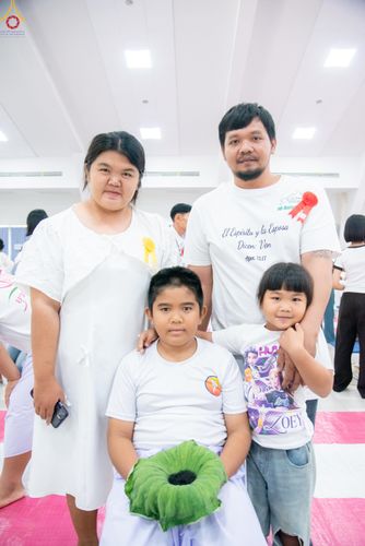 ภาพ No.320108:วันเสาร์ที่ 4 เมษายน 2569 พิธีตัดปอยผม ขอขมาผู้ปกครอง  มอบบาตร-ผ้าไตร และพิธีบรรพชาสามเณร 87 รูป  ณ ศูนย์ปฏิบัติธรรมระยอง(บ้านช่องลม)  ต.บางบุตร อ.บ้านค่าย จ.ระยอง