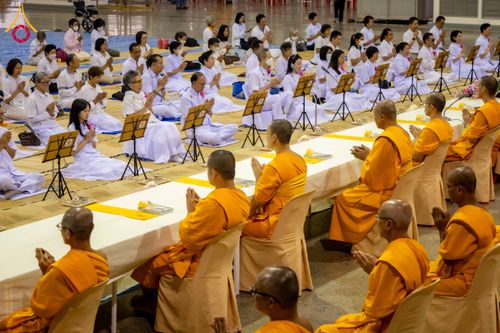 ภาพ No.305549:วันที่ 29 มกราคม พ.ศ. 2569 พิธีถวายภัตตาหารเป็นสังฆทาน แด่พระธรรมยาตรา ณ วัดพระธรรมกาย  จังหวัดปทุมธานี ในโครงการธรรมยาตรา กตัญญูบูชา มหาปูชนียาจารย์ พระมงคลเทพมุนี(สด จนฺทสโร) พระผู้ปราบมาร อนุสรณ์สถาน 7 แห่ง ปีที่ 14