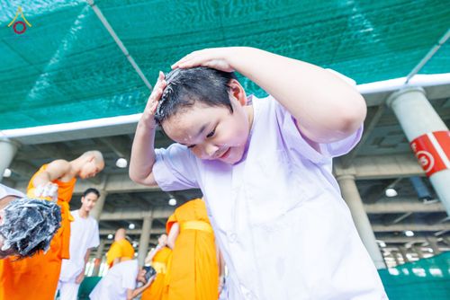 ภาพ No.338197:วันอาทิตย์ต้นเดือน 5 กรกฎาคม พ.ศ.2569 พิธีตัดปอยผมสามเณรนานาชาติ AEC & WAB รุ่นที่ 1 ณ วัดพระธรรมกาย